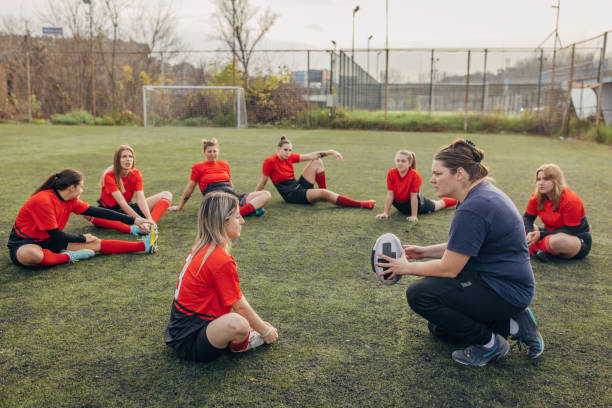 istock Rugby team training outdoors 1472597551