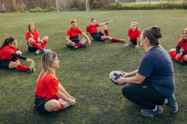 istock Rugby team training outdoors 1472597623