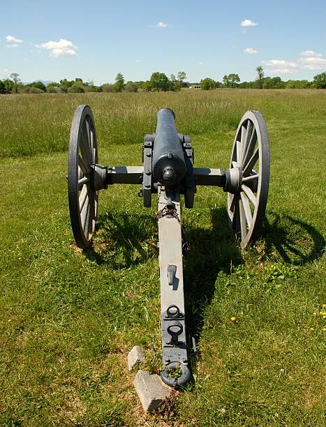 istock Union artillery at New Market 147260067