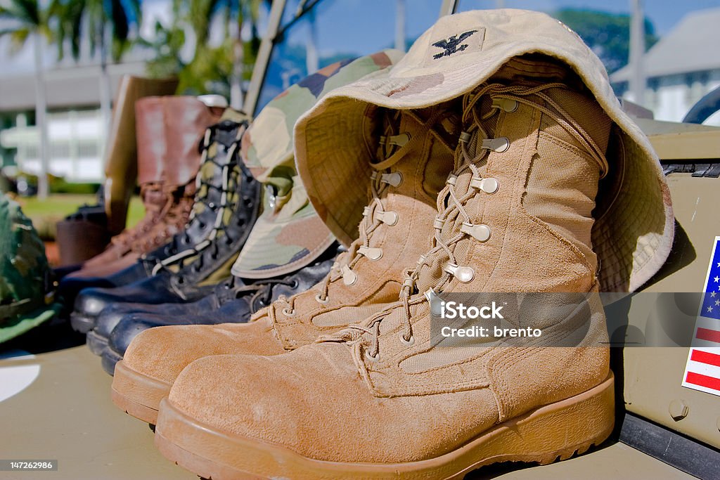 Esercito stivali - Foto stock royalty-free di Abbigliamento