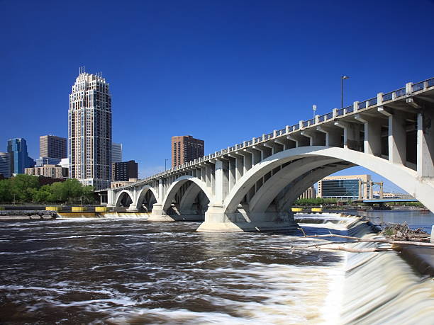 istock Central Ave bridge in downtown Minneapolis 147264385