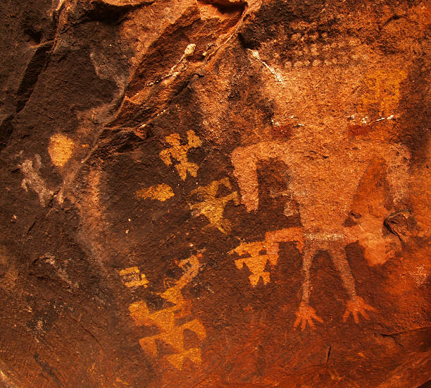 vale pictographs de cave - cave painting indigenous culture american culture art imagens e fotografias de stock