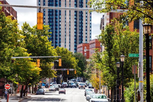 istock Downtown main street of Springfield, Massachusetts 1472665899