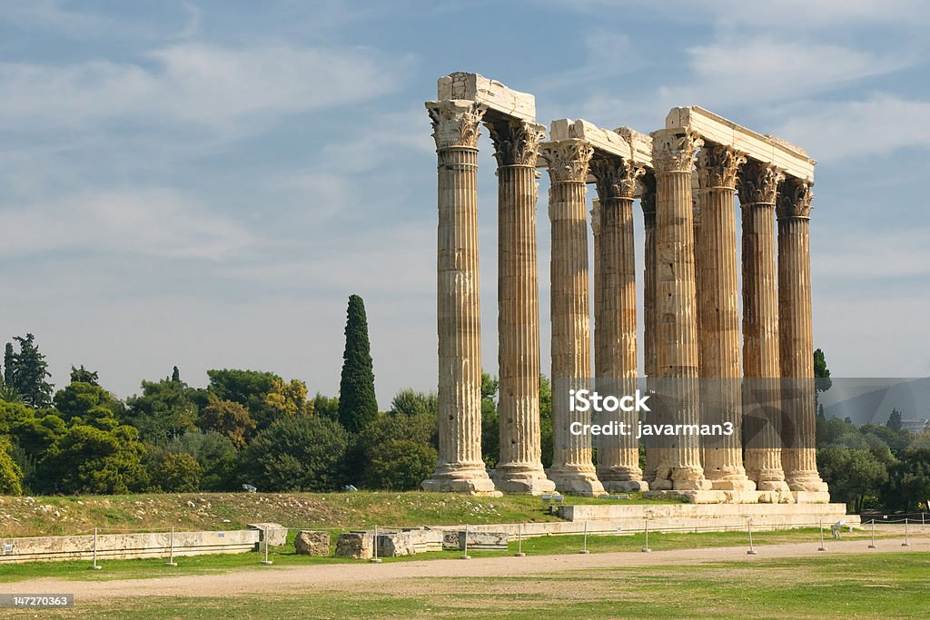 Colunas de gregas, templo de Zeus Olímpico de Atenas - Royalty-free Arqueologia Foto de stock