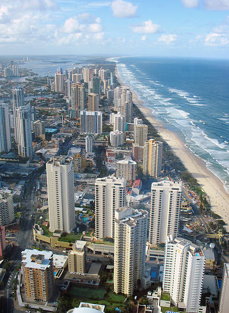 istock Beach at Surfers Paradise in Gold Coast 147271024