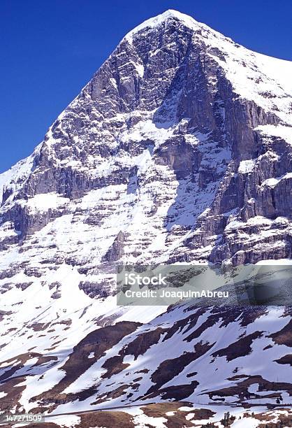 Góra Eiger North Twarz - zdjęcia stockowe i więcej obrazów Góra Eiger - Góra Eiger, Pionowy, Alpy