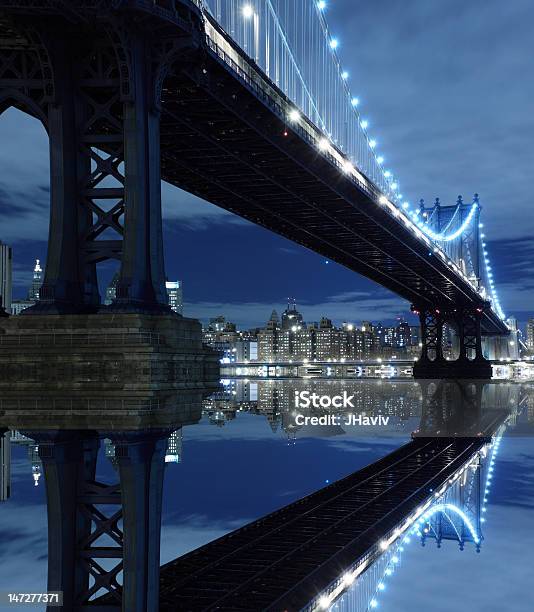 Manhattan Bridge New York City Skyline W Nocy - zdjęcia stockowe i więcej obrazów Architektura - Architektura, Bez ludzi, Brooklyn - Nowy Jork