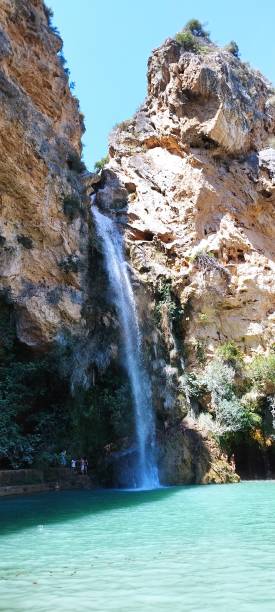 cascada y agua azul - europe high angle view waterfall water fotografías e imágenes de stock