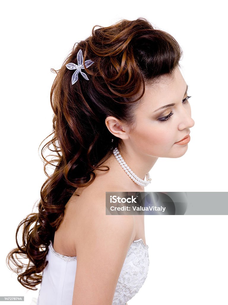 Beautiful Wedding Hairstyle Stock Photo - Download Image Now - Long Hair,  Bride, Profile View - iStock