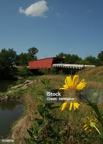 Photo libre de droit de Roseman Pont Couvert À Madison 3 banque d'images et plus d'images libres de droit de Iowa - Iowa, Pont, Voyage