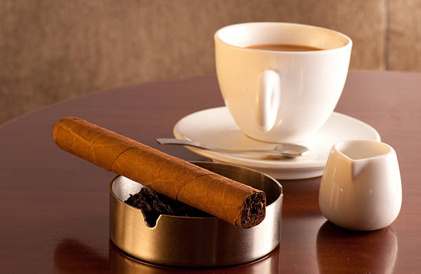 istock Cigar and cup of coffee 147280350