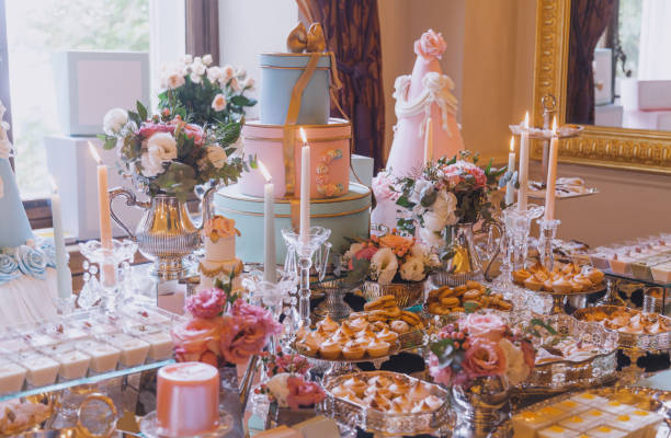 istock Luxury Cake Table Decorations for Celebrations 1472804392