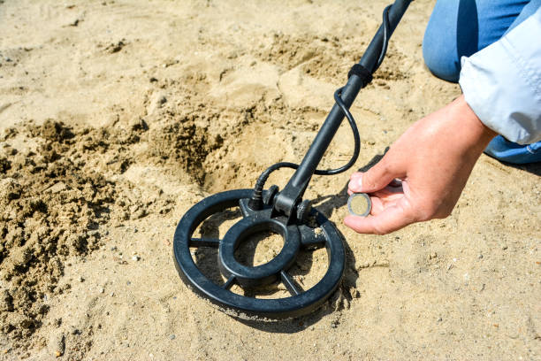 The digger found the coin using a metal detector