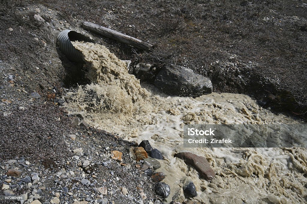 La Pollution - Photo de Barrage libre de droits