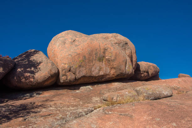 istock Elephant Rocks SP - Large Elephant Rock & Field of Granite 1472812330