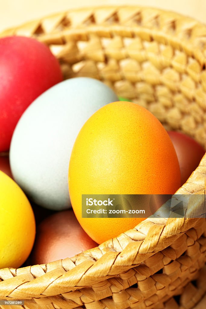 Huevos de Pascua pintados - Foto de stock de Alimento libre de derechos