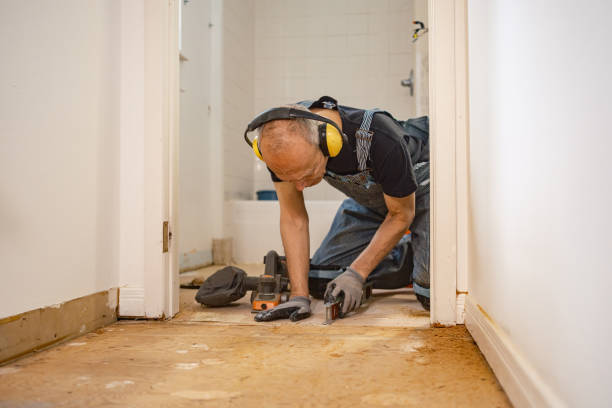 istock Senior Caucasian man doing construction renovation indoors 1472823587