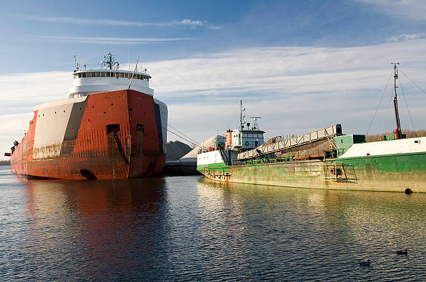 istock Ships on Lake Erie 147283711