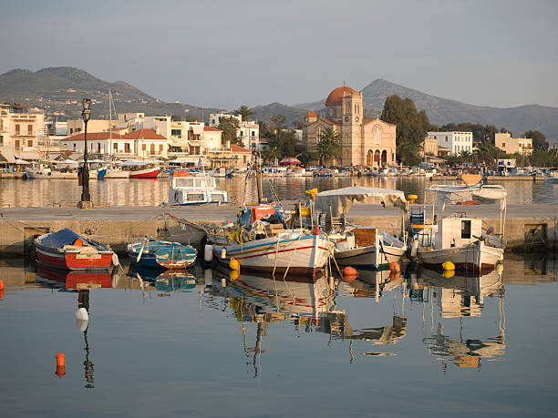 istock Aegina port 147286417