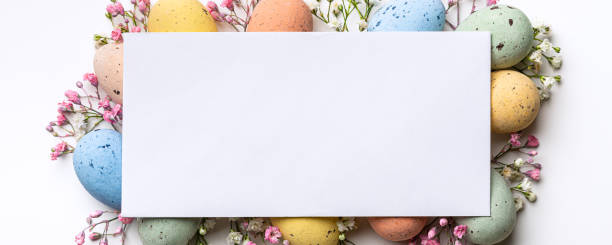 istock Easter composition of Easter quail eggs and flowers 1472866092