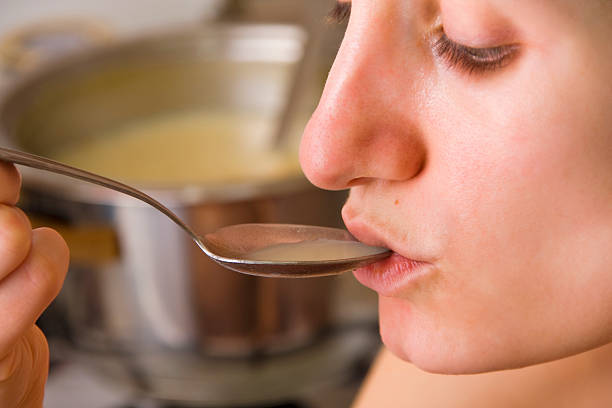 istock Tasing the food 147286742