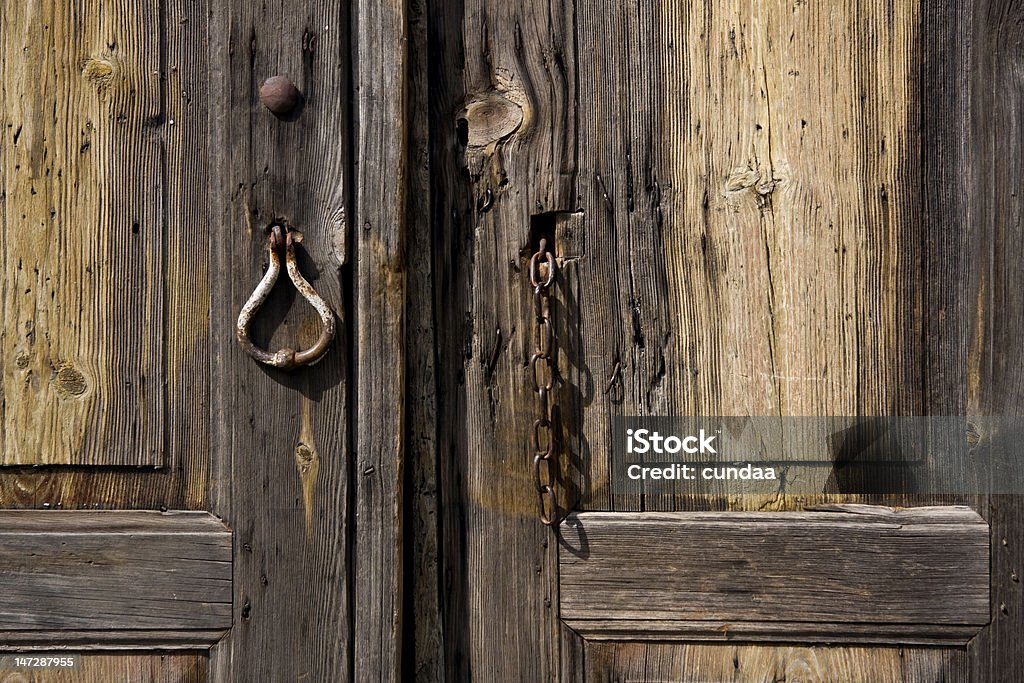 Stare drzwi - Zbiór zdjęć royalty-free (Bez ludzi)