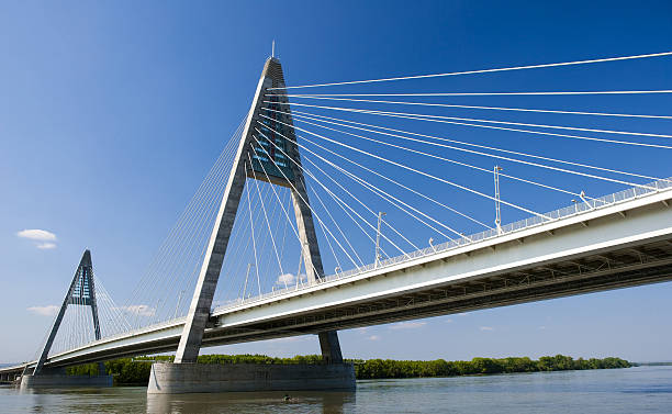 istock The Megyeri bridge 147288406