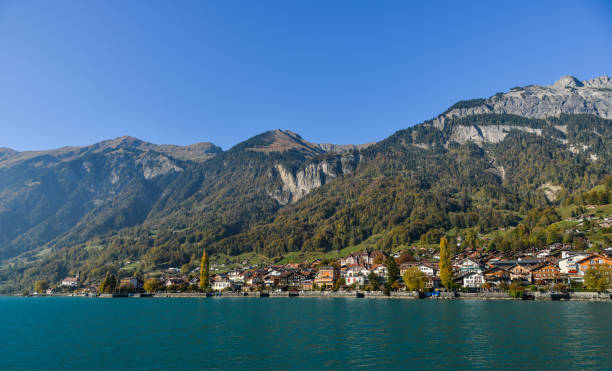 beautiful scenery of lake brienz, switzerland - helvetic imagens e fotografias de stock