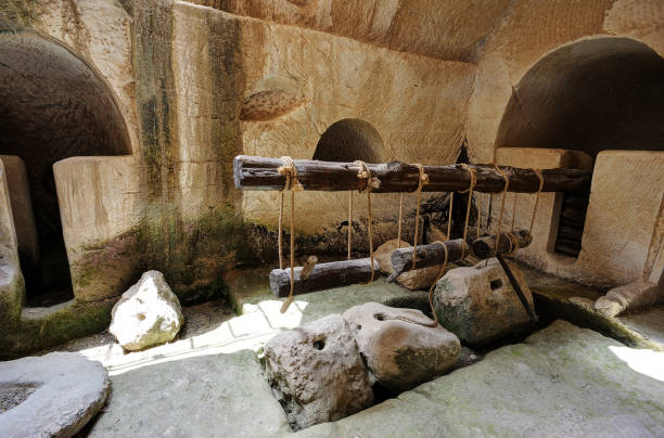 The caves of Beit Guvrin in Israel - fotografia de stock