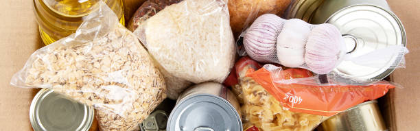 istock Food donations 1472939872