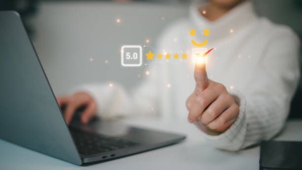 istock Woman pressing smiley face emoticon on the virtual touch screen. Customer service evaluation concept. 1472944245
