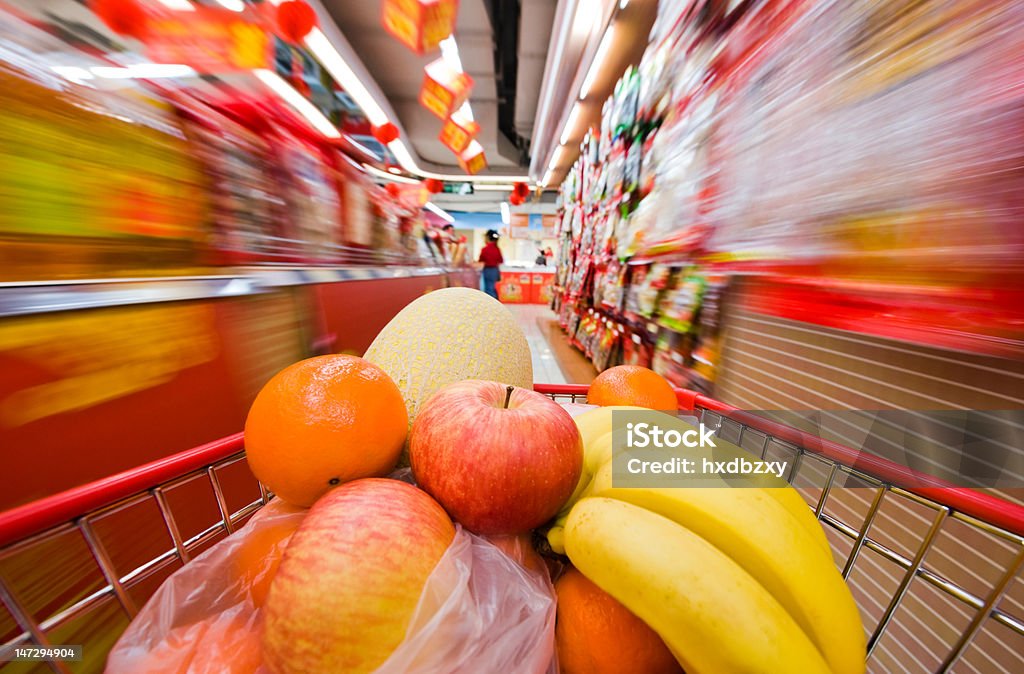 Супермаркет Абстрактный - Стоковые фото Корзина для покупок роялти-фри