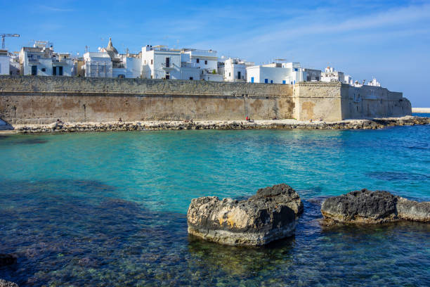 istock The seaward wall of Monopoli 1472951765