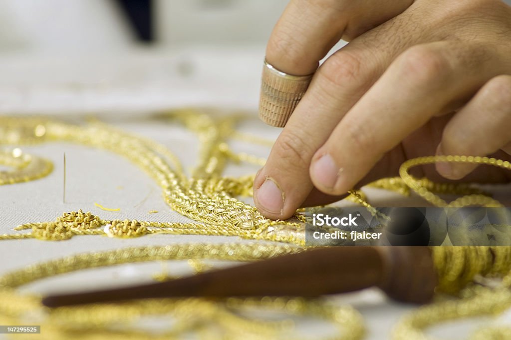 Bordados em ouro - Foto de stock de Bordado royalty-free