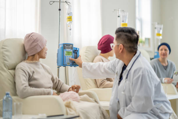 istock Oncologist Making Rounds to Oncology Patients 1472955894