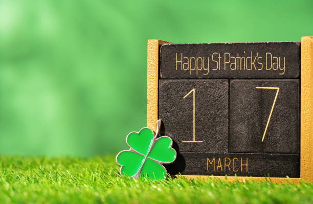 istock Happy St Patricks Day calendar with shamrock 1472973903