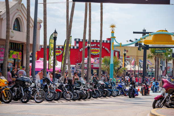 Daytona Beach FL Bike Week Spring Break annual motorcycle gathering Daytona, FL, USA - March 10, 20223: Daytona Beach FL Bike Week Spring Break annual motorcycle gathering bagger stock pictures, royalty-free photos & images