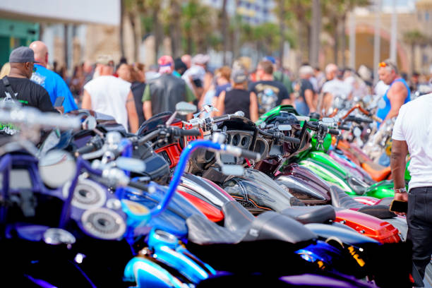 Daytona Beach FL Bike Week Spring Break annual motorcycle gathering Daytona, FL, USA - March 10, 20223: Daytona Beach FL Bike Week Spring Break annual motorcycle gathering bagger stock pictures, royalty-free photos & images