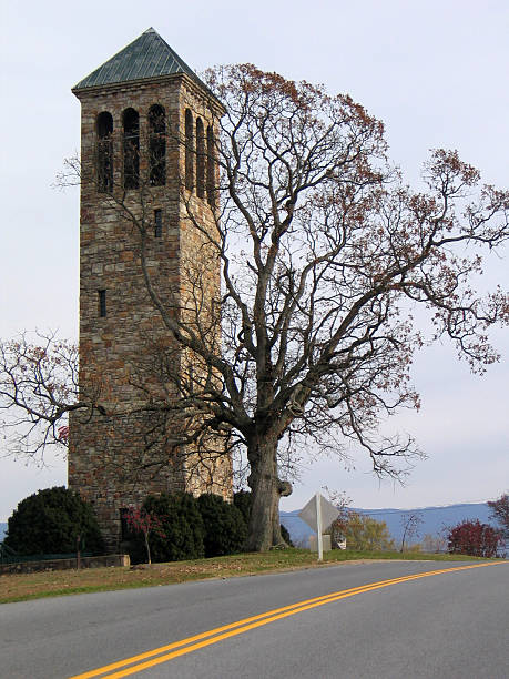 The Singing Tower The Luray Singing Tower on the autumn afternoon trishz stock pictures, royalty-free photos & images