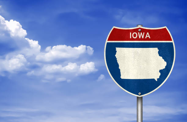 istock Iowa state map - road sign 1472993316