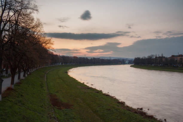 istock uzhhorod cityscape at dawn 1472993928