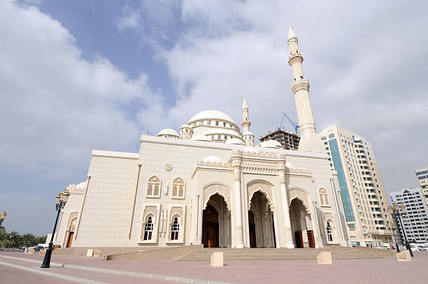 istock Al Noor Mosque, Sharjah 147299931