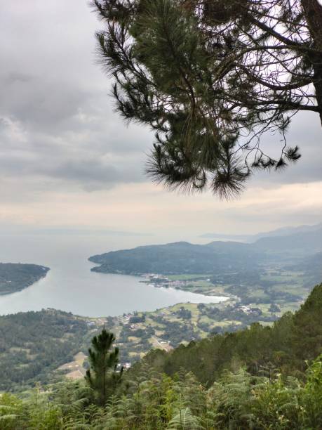istock Lake Toba scenery 1473011592