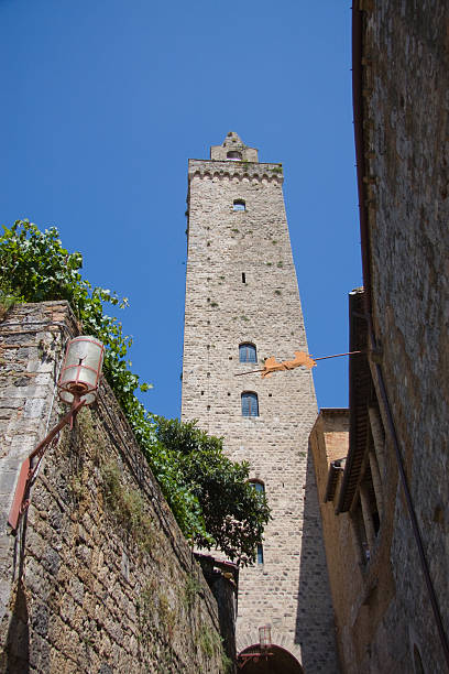 Torre histórico em San Gimignano, Toscana, Itália - fotografia de stock