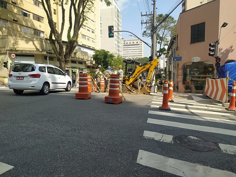 Pires da Mota street blocked for a construction and road repairs