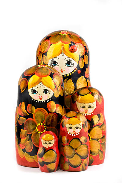 babushka - russian nesting doll skill doll russia - fotografias e filmes do acervo