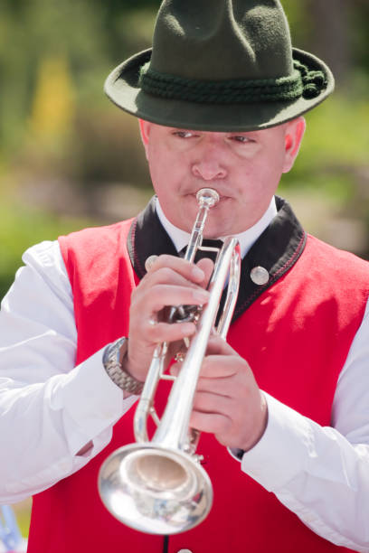 polka-band - oompah band stock-fotos und bilder