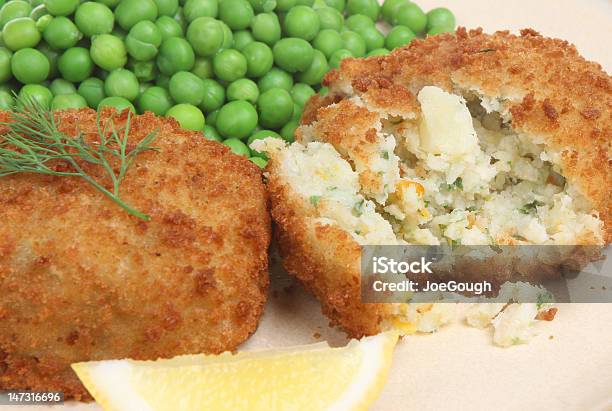 Eglefim Fishcakes - Fotografias de stock e mais imagens de Batatas Preparadas - Batatas Preparadas, Bolo de Peixe, Comida