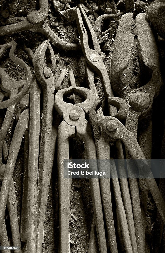 Vecchio fabbro ferraio strumenti - Foto stock royalty-free di Abilità