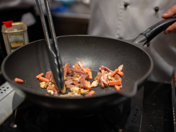 istock food in wok 1473168212
